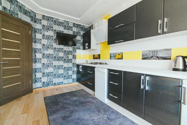 Apart-Hotel Sumy Esterno foto